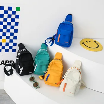 Crossbody Çanta Mektup Bel Çantası Erkek Çocuklar için Rahat Saf Renk Sevimli Çanta Kız için Ayarlanabilir Kemer ile Çocuklar omuz çantaları
