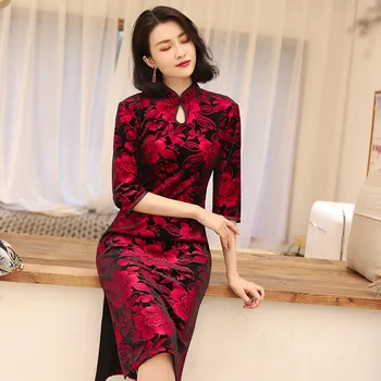 Kadınlar Kırmızı Kadife Cheongsam Çin Tarzı Kadın Vintage uzun elbise Artı Boyutu Qipao Uzun Kollu Elastik Abiye