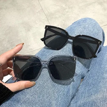 Kare Güneş Gözlüğü Kadın Tasarımcı Lüks Kedi Göz güneş gözlüğü Kadın Klasik Vintage Gözlük UV400 Açık Tatil Gözlük