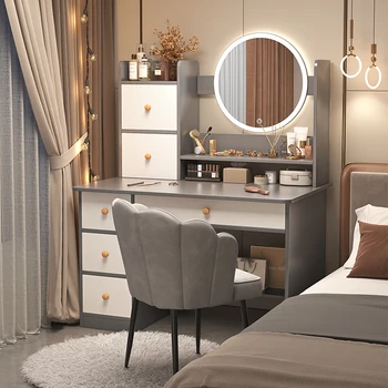 Modern ve minimalist küçük birim yatak odası, ana yatak odası aynası, basit makyaj masası